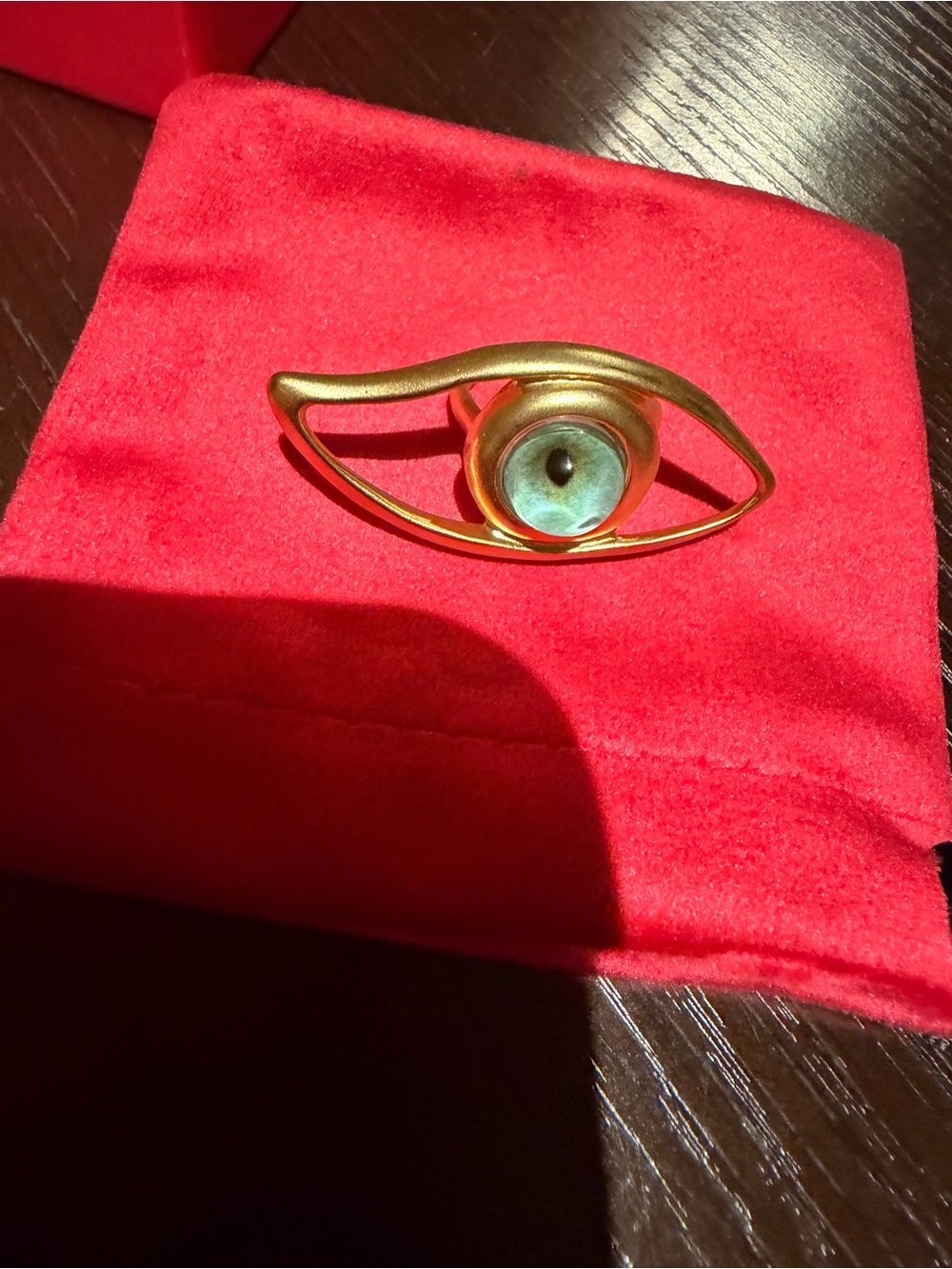 Schiaparelli Gold Eye Statement Ring with Green Iris SZ adjustable - Picture 2 of 11